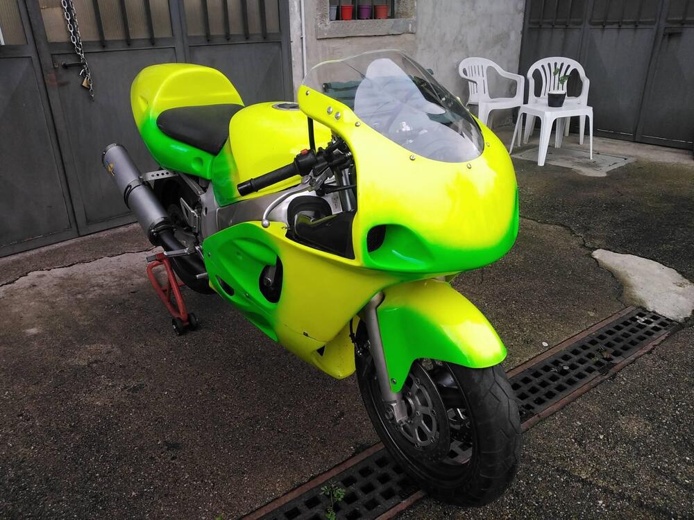 Suzuki GSX R 600 (1997 - 00) (6)