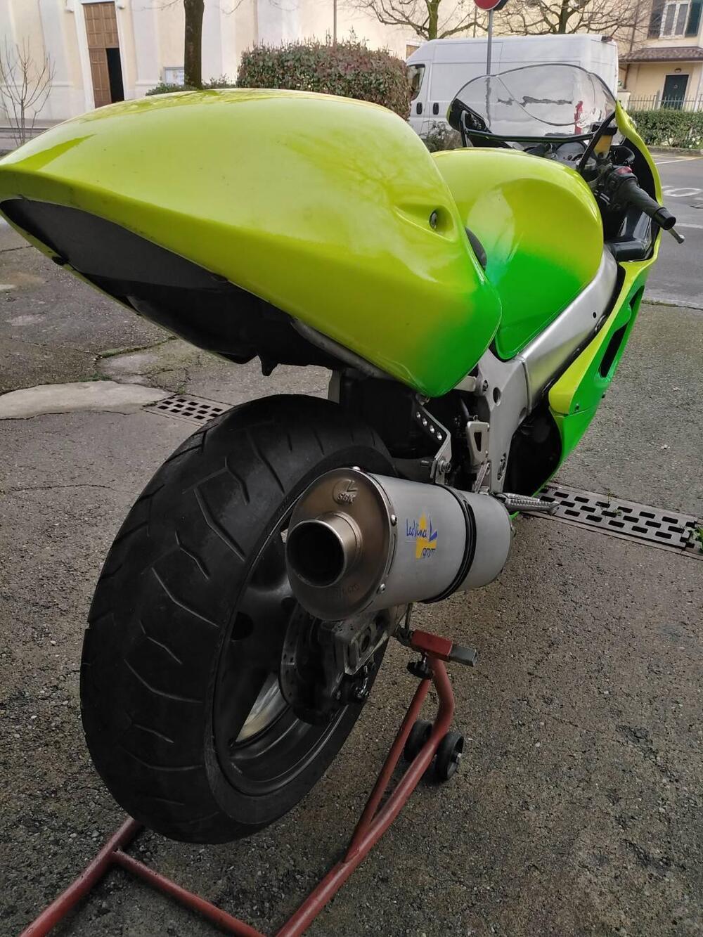 Suzuki GSX R 600 (1997 - 00) (11)