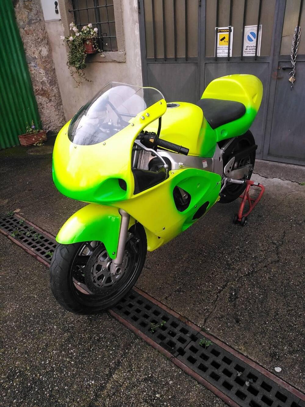 Suzuki GSX R 600 (1997 - 00) (14)