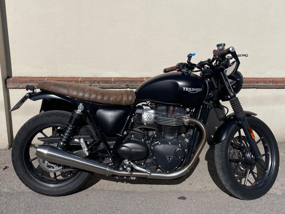 Triumph Street Twin 900 (2016) (3)