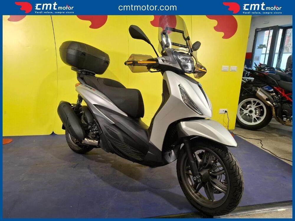 Piaggio Beverly 300 Hpe (2021) (3)