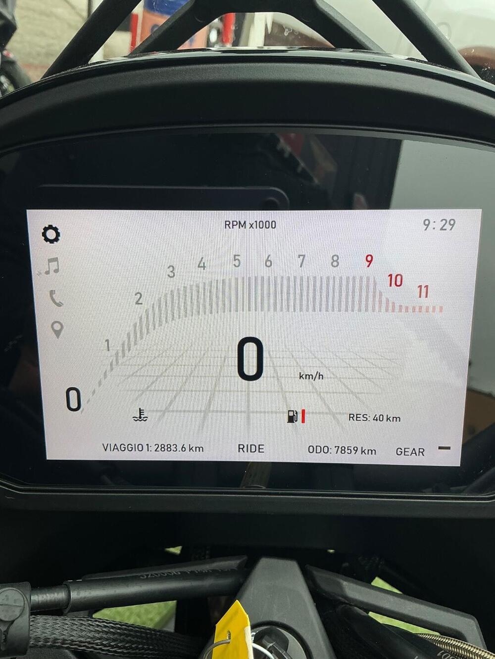 Moto Morini X-Cape 650 (2021 - 26) (5)