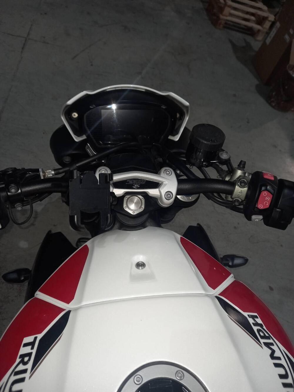 Triumph Speed Triple 1050 S (2018 - 20) (3)