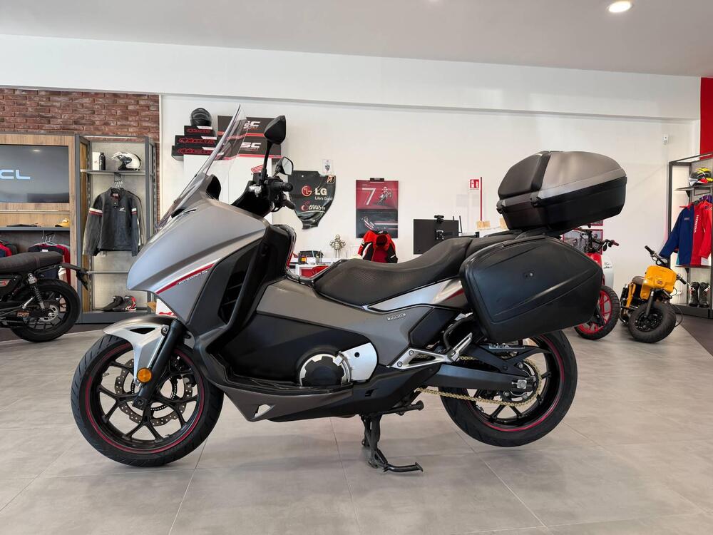 Honda Integra 750 DCT Sport (2017) (3)