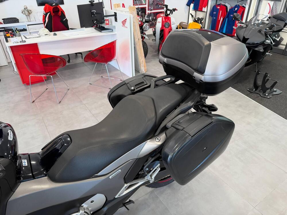 Honda Integra 750 DCT Sport (2017) (10)