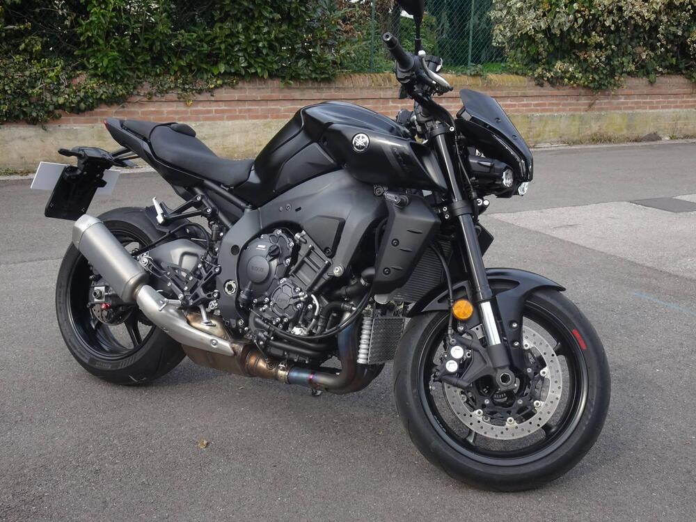Yamaha MT-10 (2022 - 26)