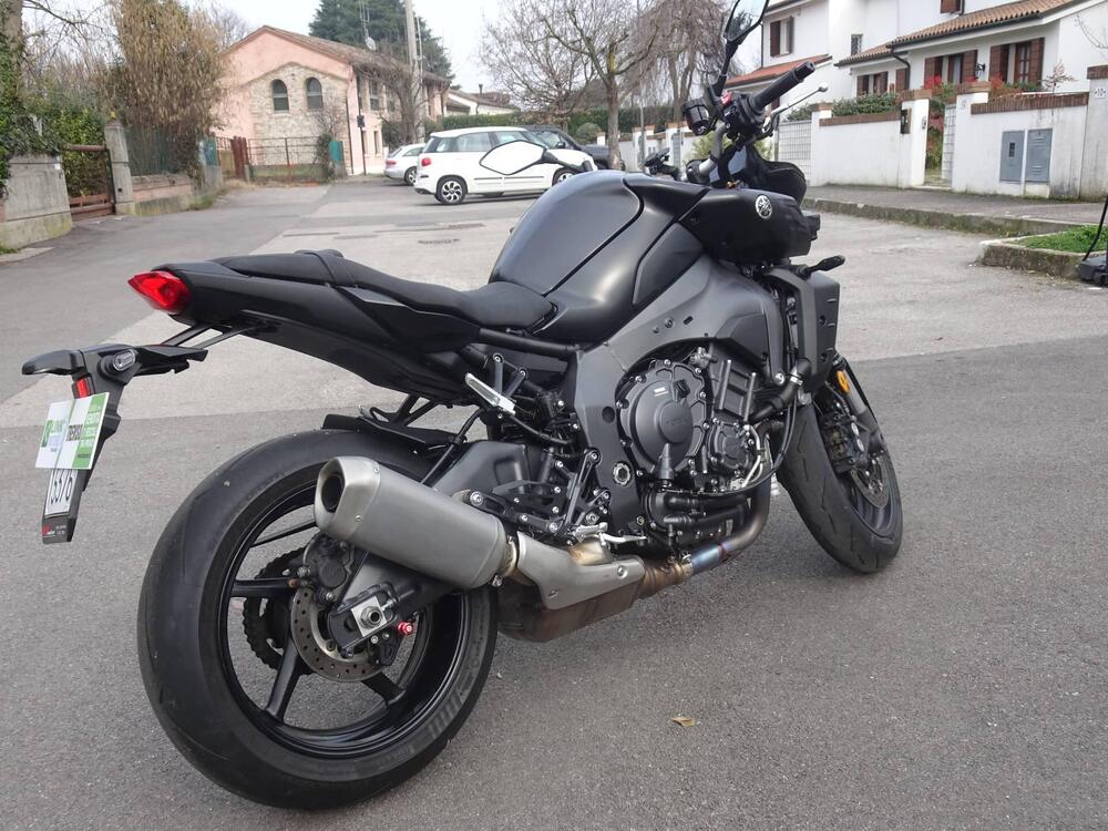 Yamaha MT-10 (2022 - 26) (3)