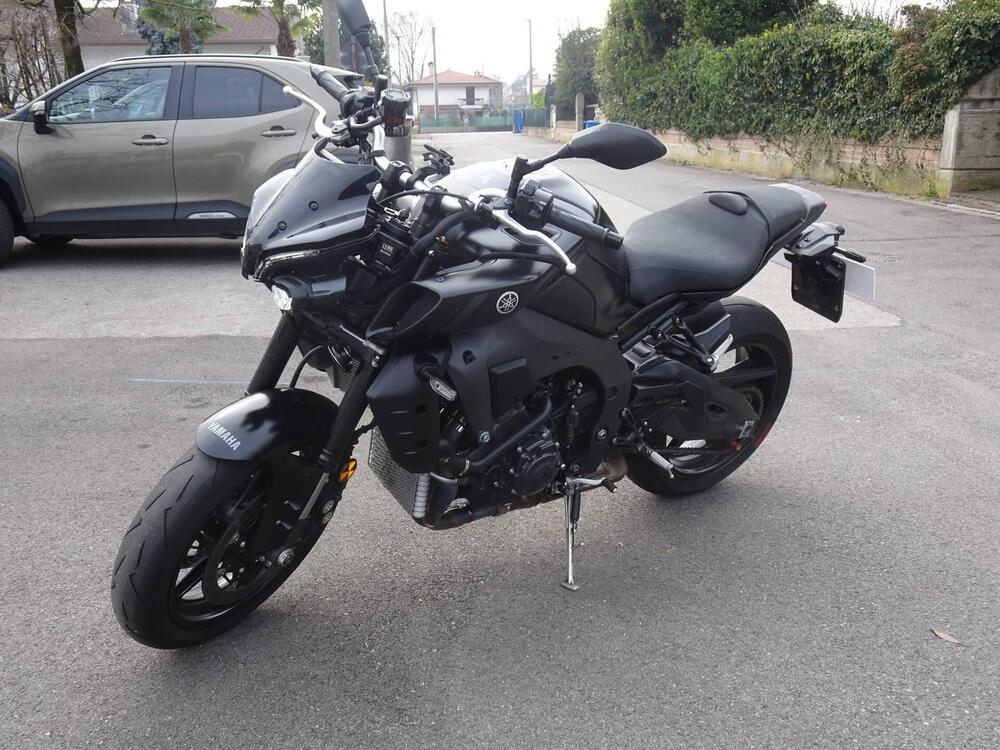 Yamaha MT-10 (2022 - 26) (7)
