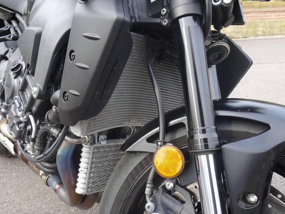 Yamaha MT-10 (2022 - 26) (12)