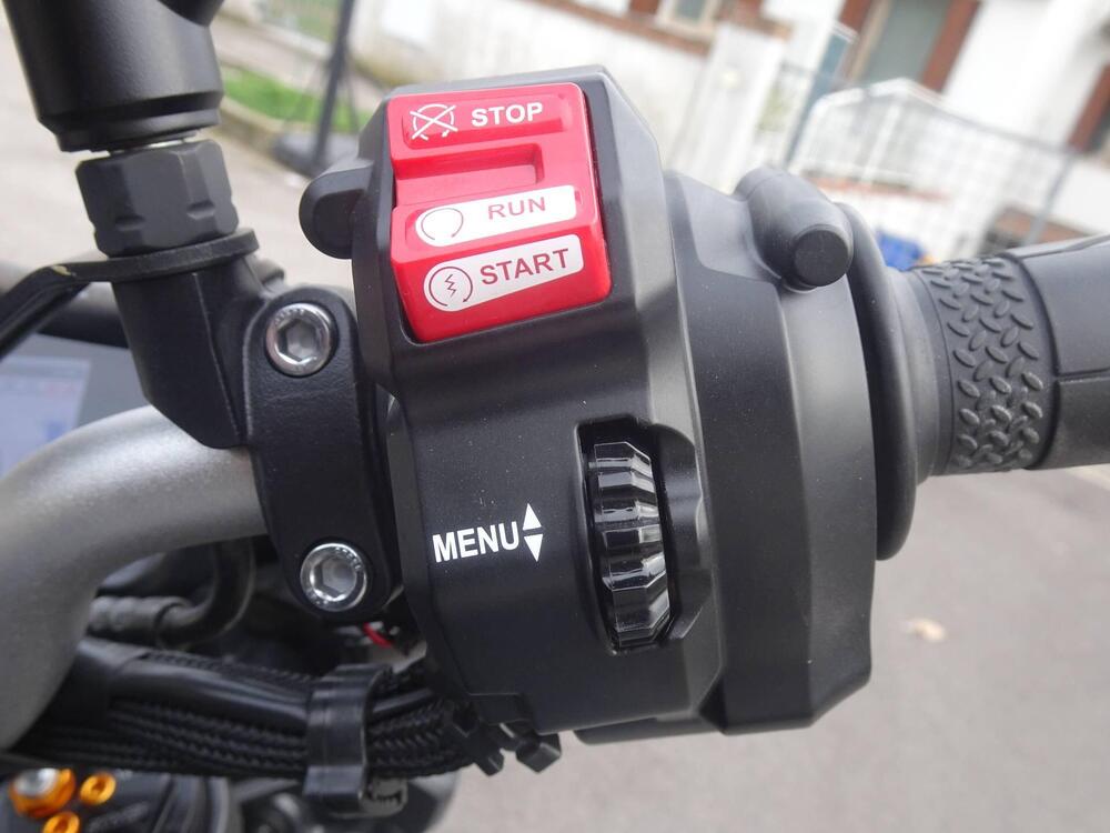 Yamaha MT-10 (2022 - 26) (18)