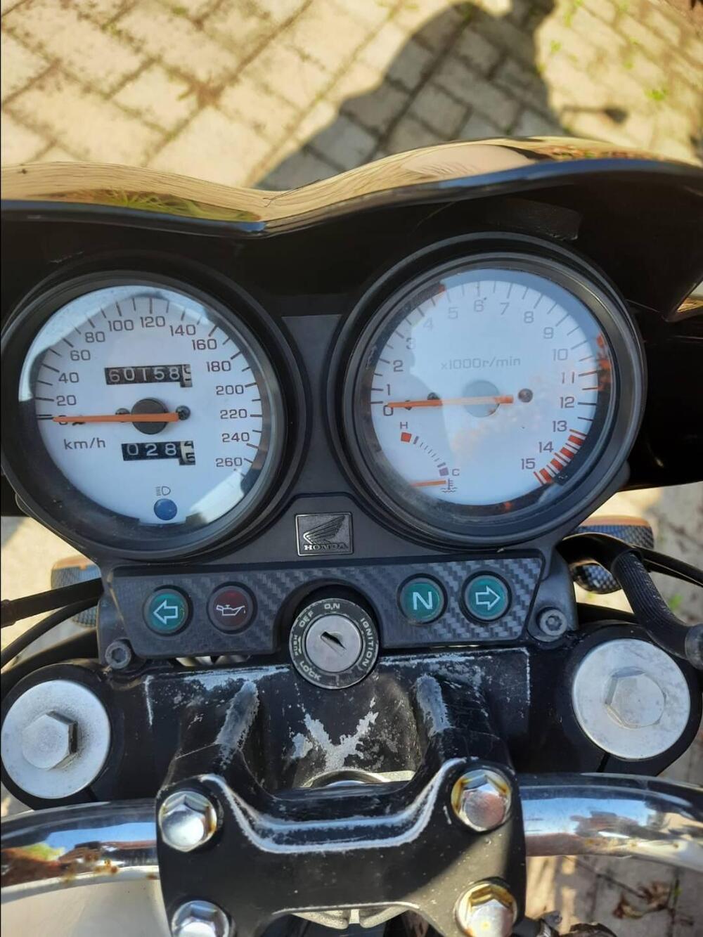 Honda Hornet 600 (2000 - 02) (2)