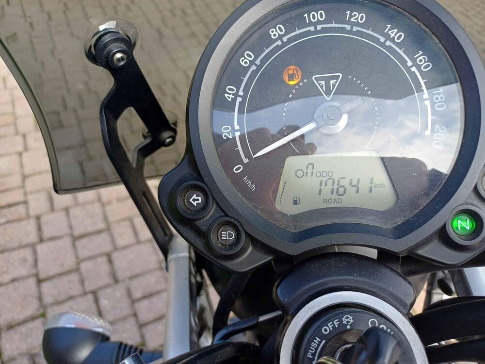 Triumph Street Scrambler 900 (2021 - 22) (4)