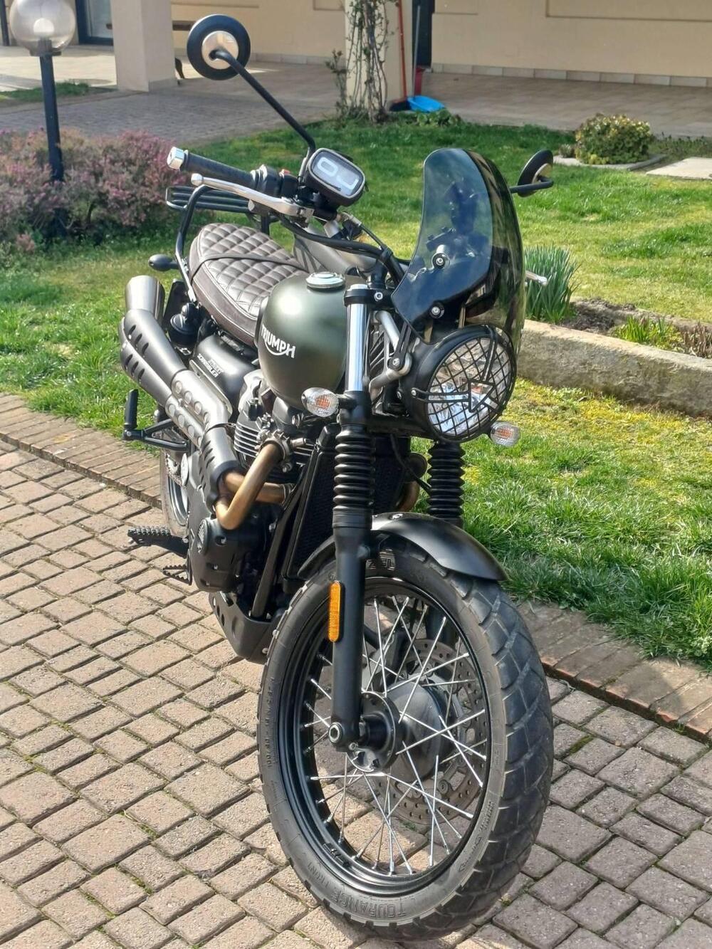 Triumph Street Scrambler 900 (2021 - 22) (2)