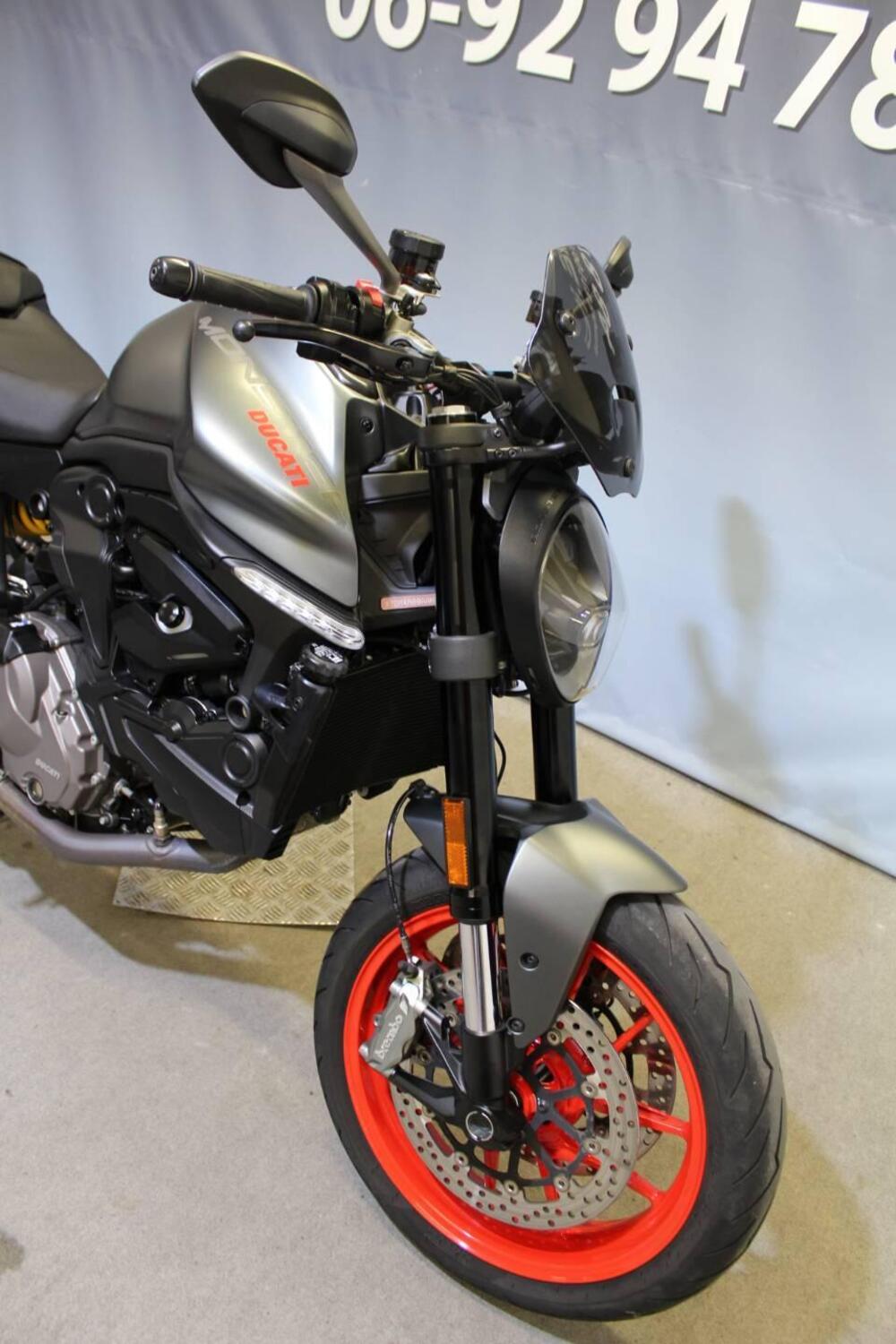 Ducati Monster 937 + (2021 - 25) (6)