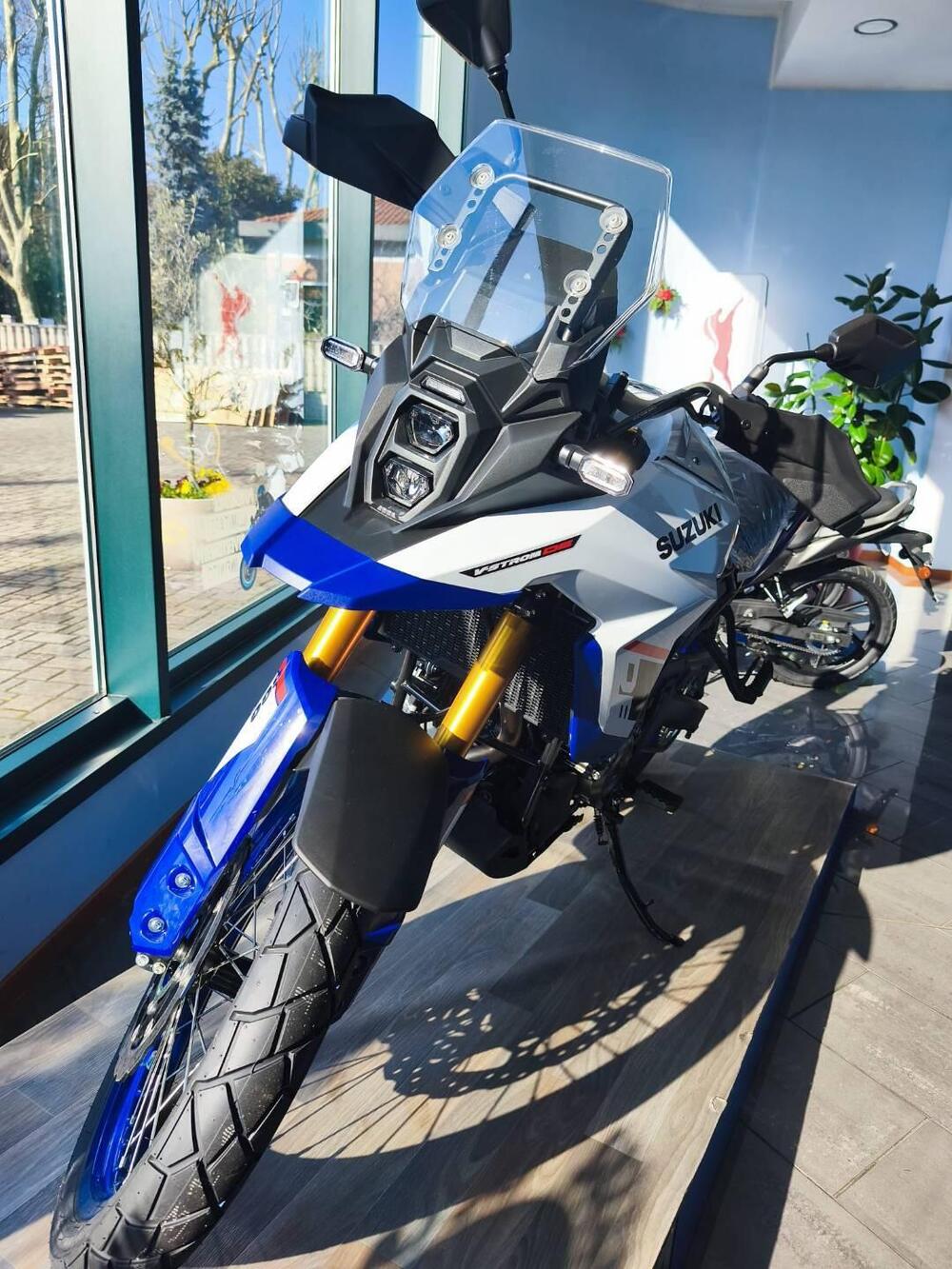 Suzuki V-Strom 800DE (2025 - 26)