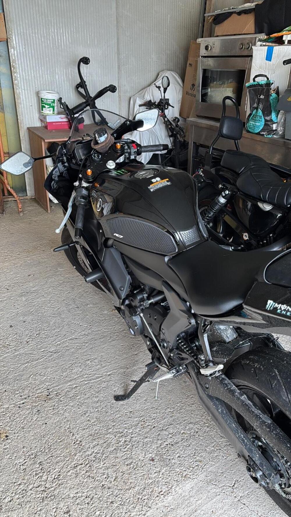 Yamaha YZF R7 (2021 - 25) (7)