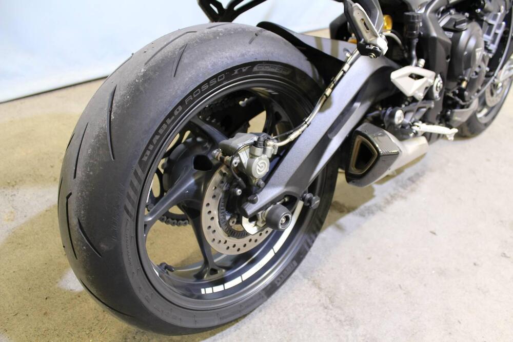 Triumph Street Triple 765 Moto2 Edition (2023 - 24) (6)