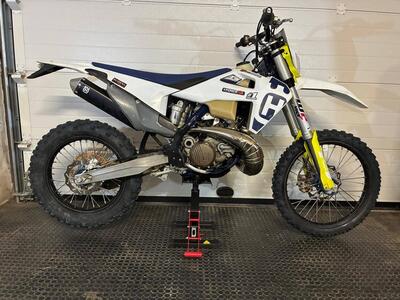 Husqvarna TE 300i (2020) usata