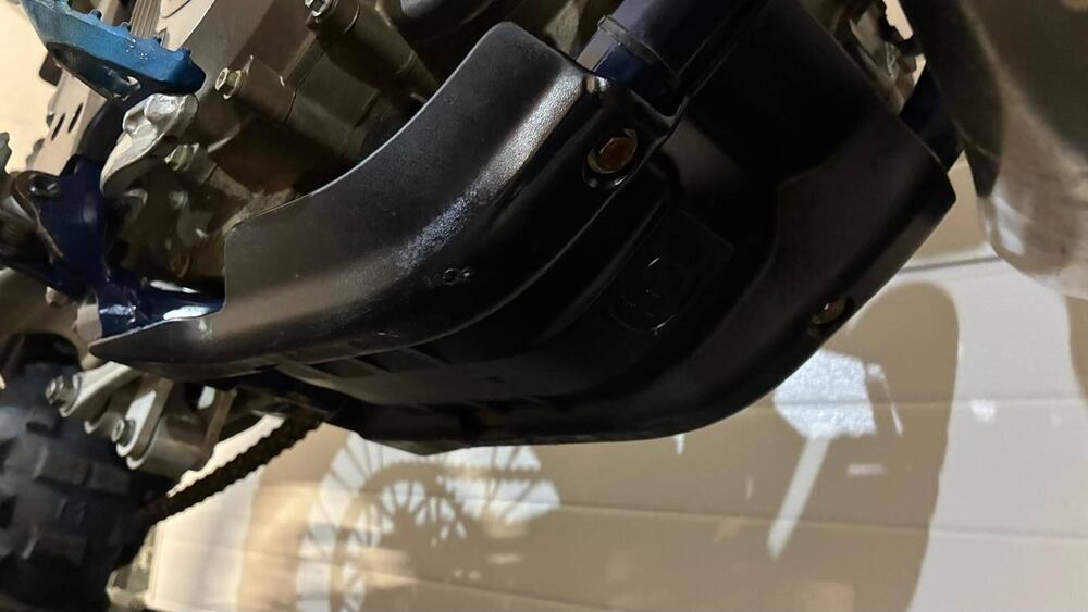 Husqvarna TE 300i (2020) (12)