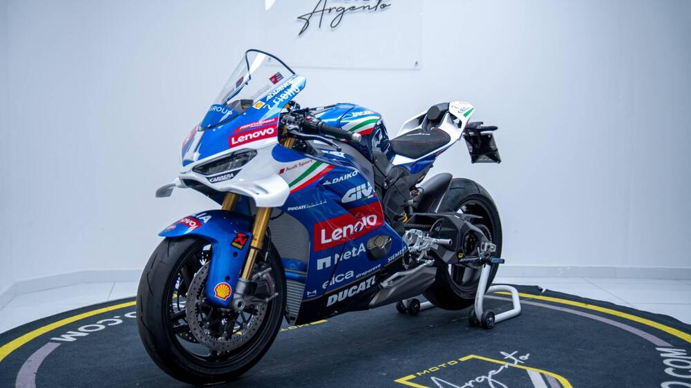 Ducati Panigale V4 Tricolore Italia (2025 - 26) (7)