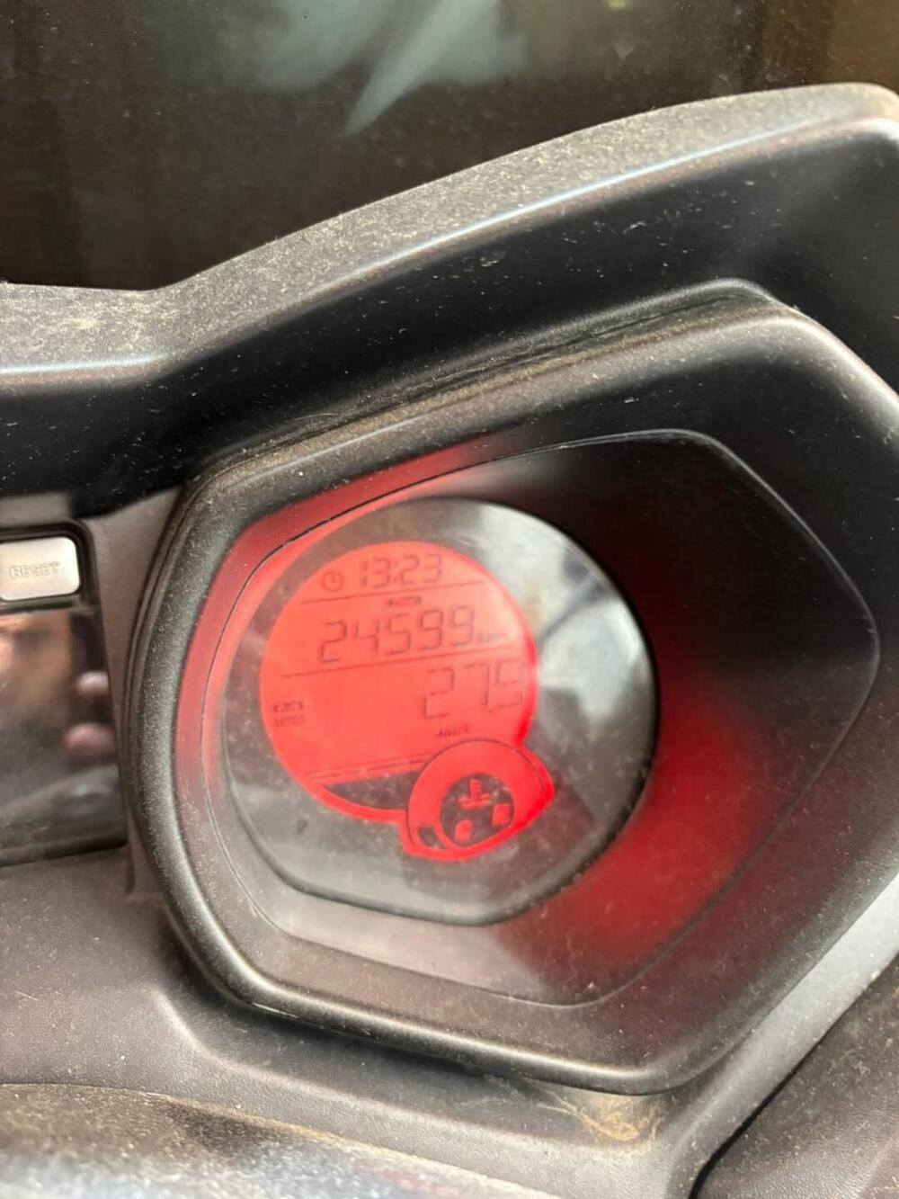 Yamaha X-Max 250 (2014 - 16) (5)