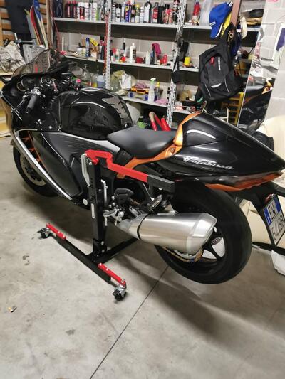 Suzuki GSX 1300 R Hayabusa (2021 - 24) usata