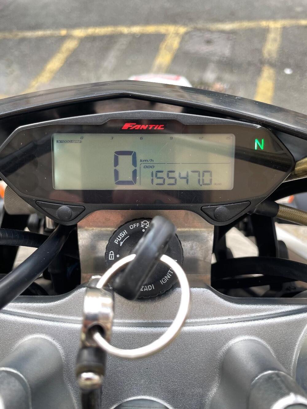 Fantic Motor XMF 125 Motard Performance 4t (2021 - 22) (2)