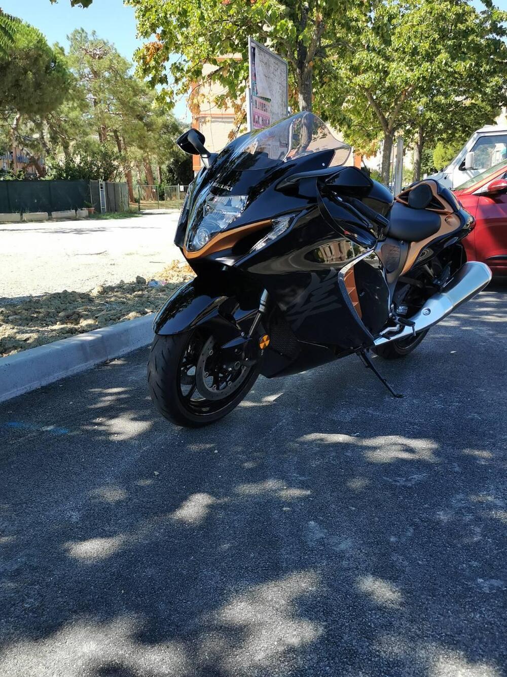 Suzuki GSX 1300 R Hayabusa (2021 - 24) (4)