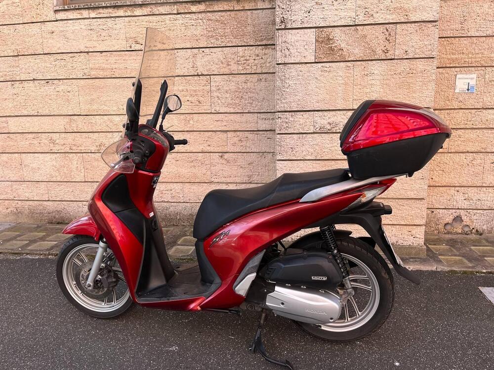 Honda SH 150i ABS (2013 - 16) (2)
