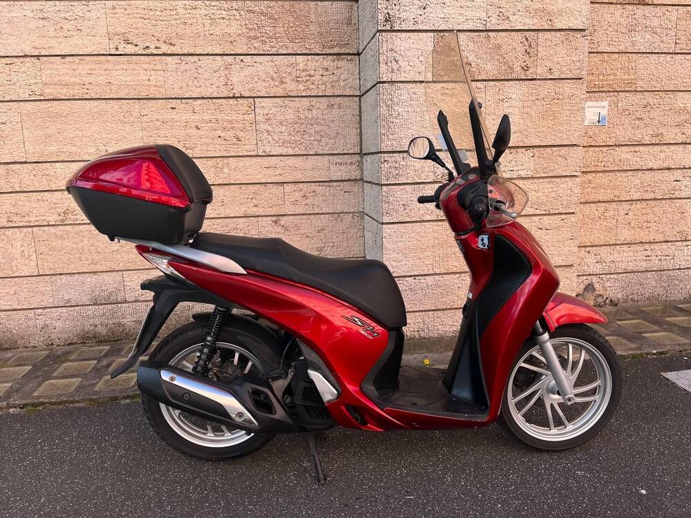 Honda SH 150i ABS (2013 - 16) (3)