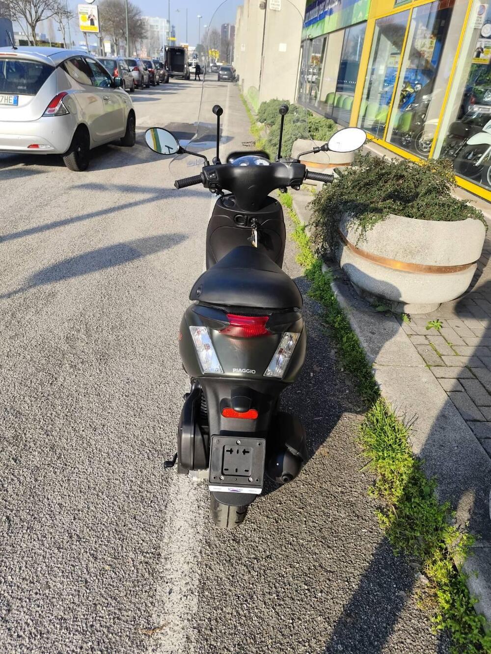 Piaggio Zip 50 S 4T (2021 - 25) (5)