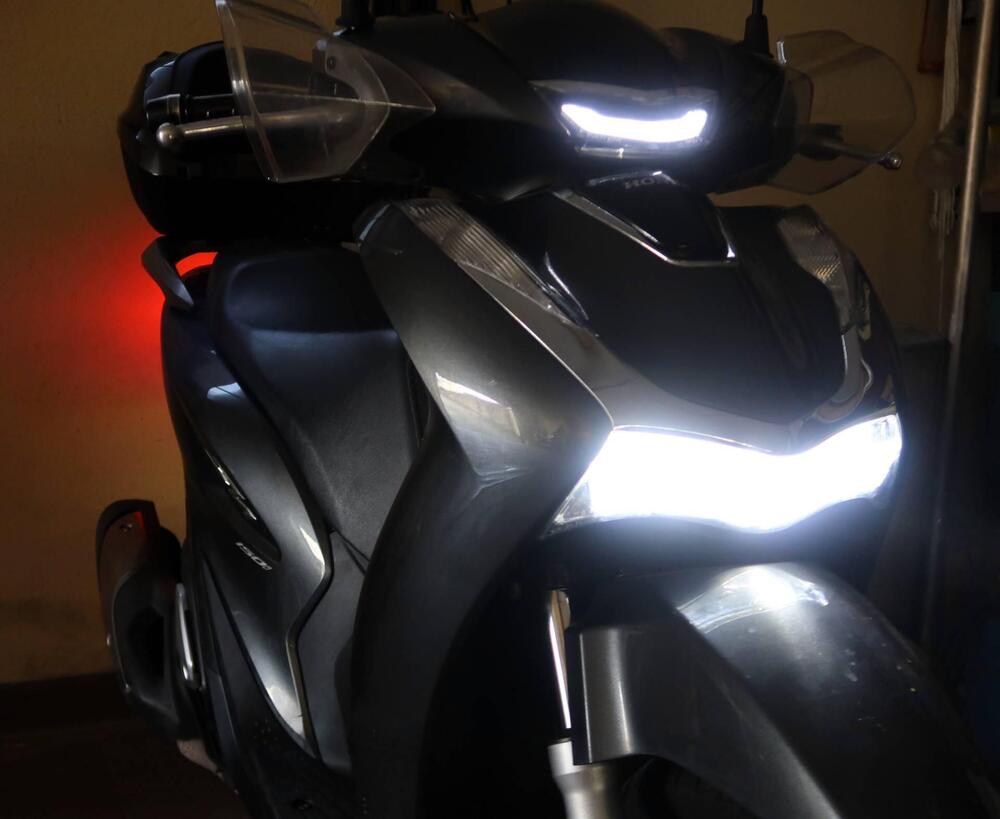 Honda SH 150i (2020 - 23) (8)