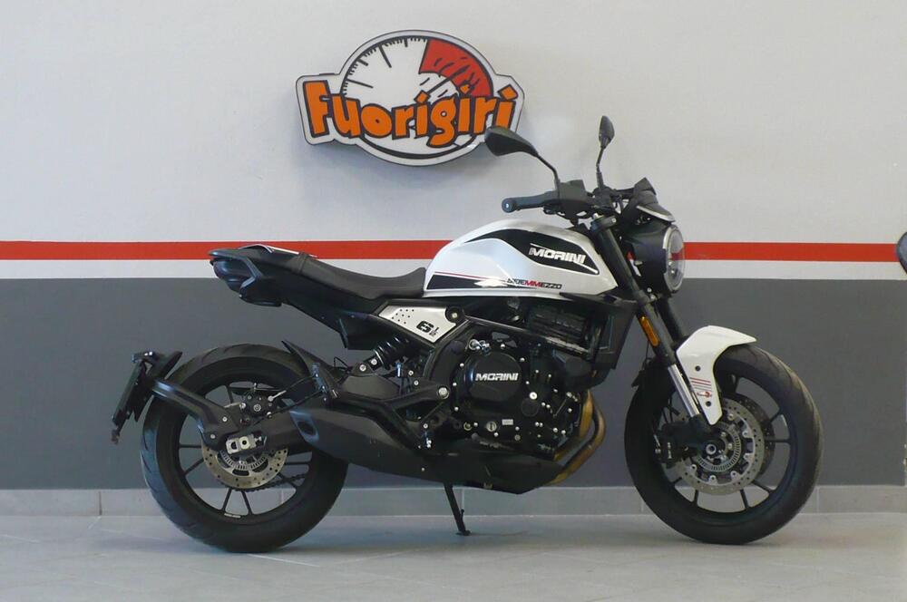 Moto Morini SEIEMMEZZO STR (2022 - 26) (4)
