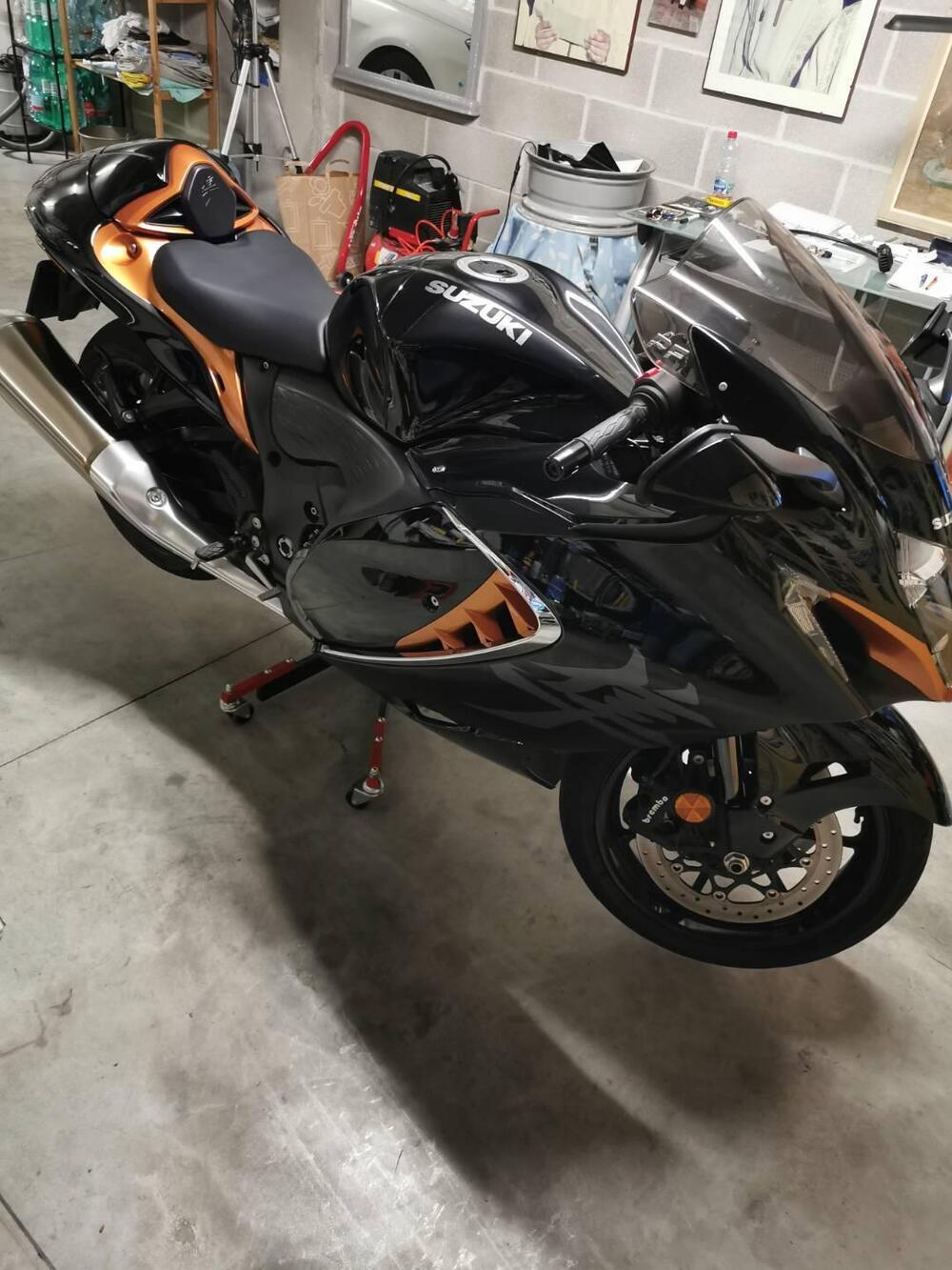 Suzuki GSX 1300 R Hayabusa (2021 - 24) (8)