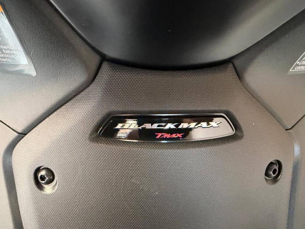 Yamaha T-Max 560 25th Anniversary (2026) (7)