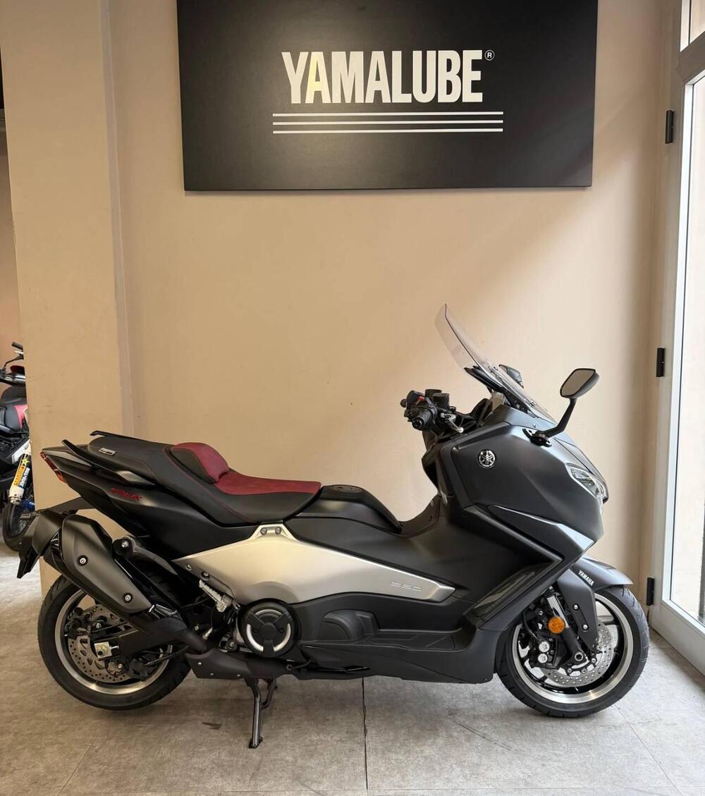 Yamaha T-Max 560 25th Anniversary (2026)