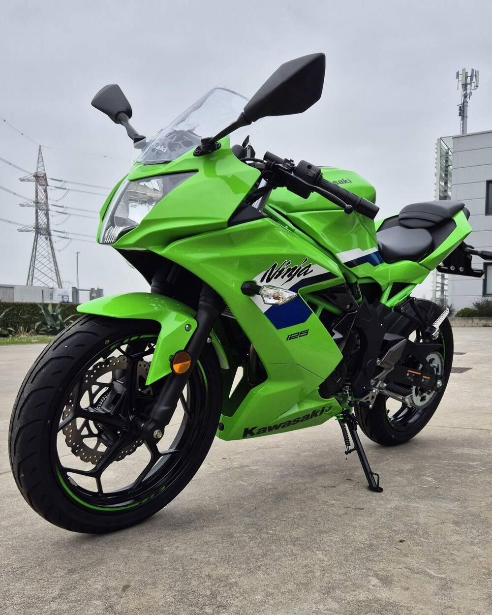 Kawasaki Ninja 125 (2025 - 26) (4)