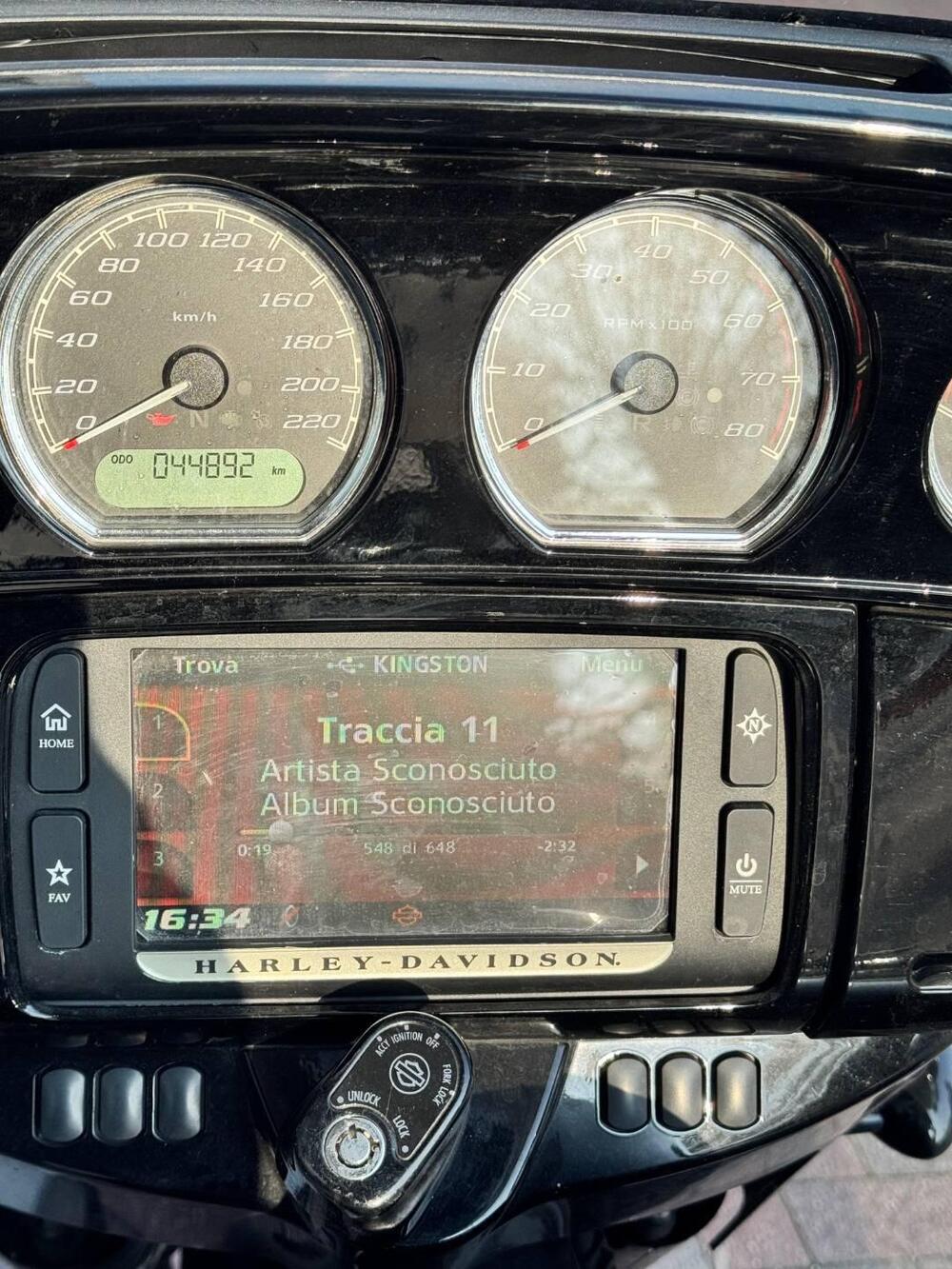 Harley-Davidson 107 Street Glide Special (2017 - 19) - FLHXS (2)