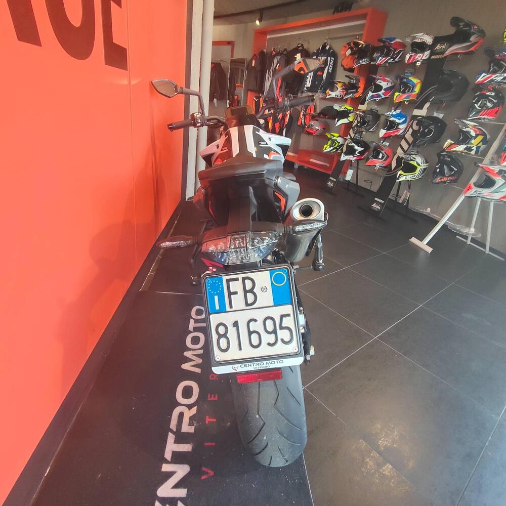 KTM 790 Duke L (2023 - 24) (2)