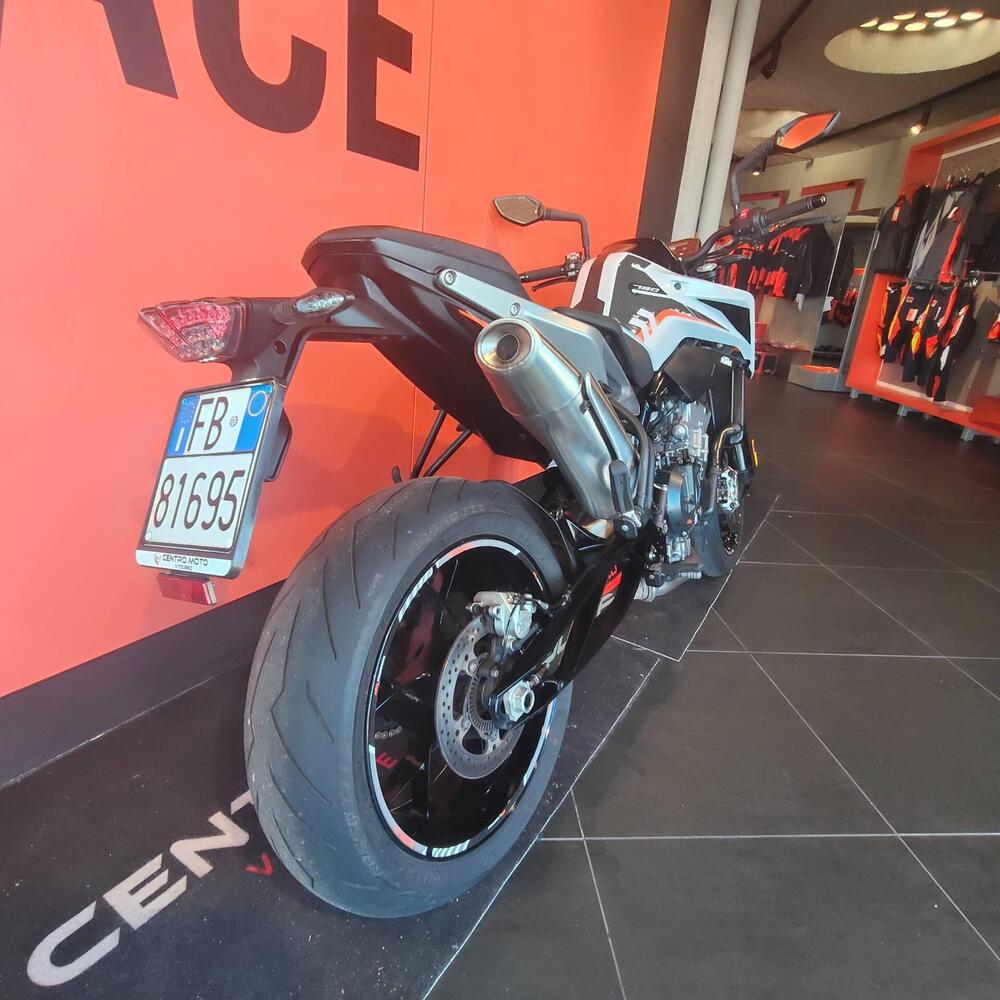 KTM 790 Duke L (2023 - 24) (5)