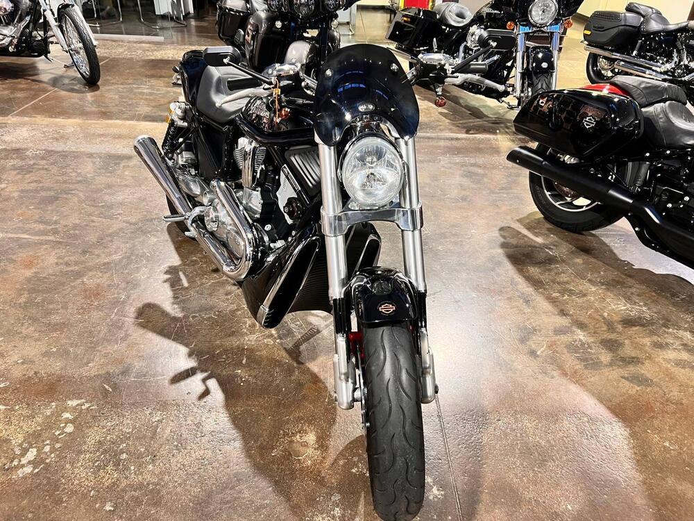 Harley-Davidson 1130 Street Rod (2006 - 07) - VRSCR (2)