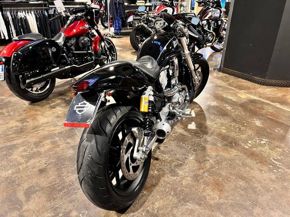 Harley-Davidson 1130 Street Rod (2006 - 07) - VRSCR (4)