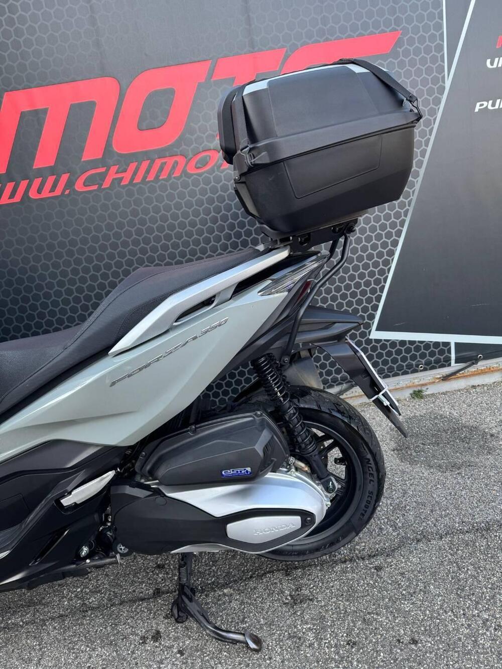 Honda Forza 350 (2022 - 24) (10)