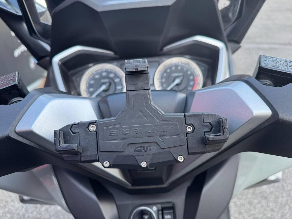 Honda Forza 350 (2022 - 24) (15)