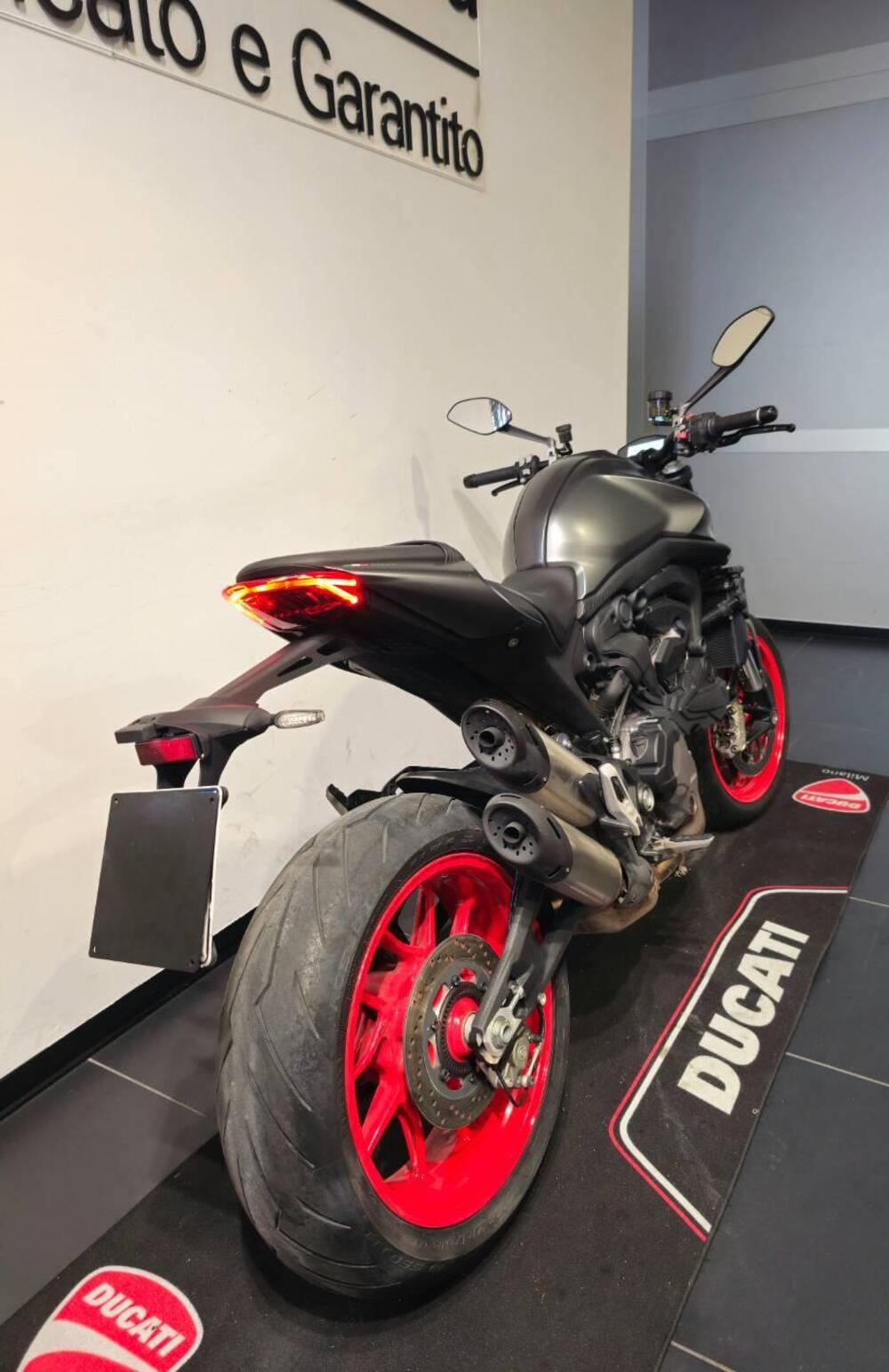 Ducati Monster 937 (2021 - 25) (4)