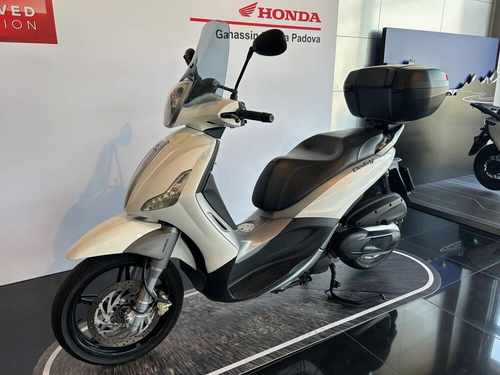 Piaggio Beverly 350 SportTouring ie ABS (2011 - 17) (5)