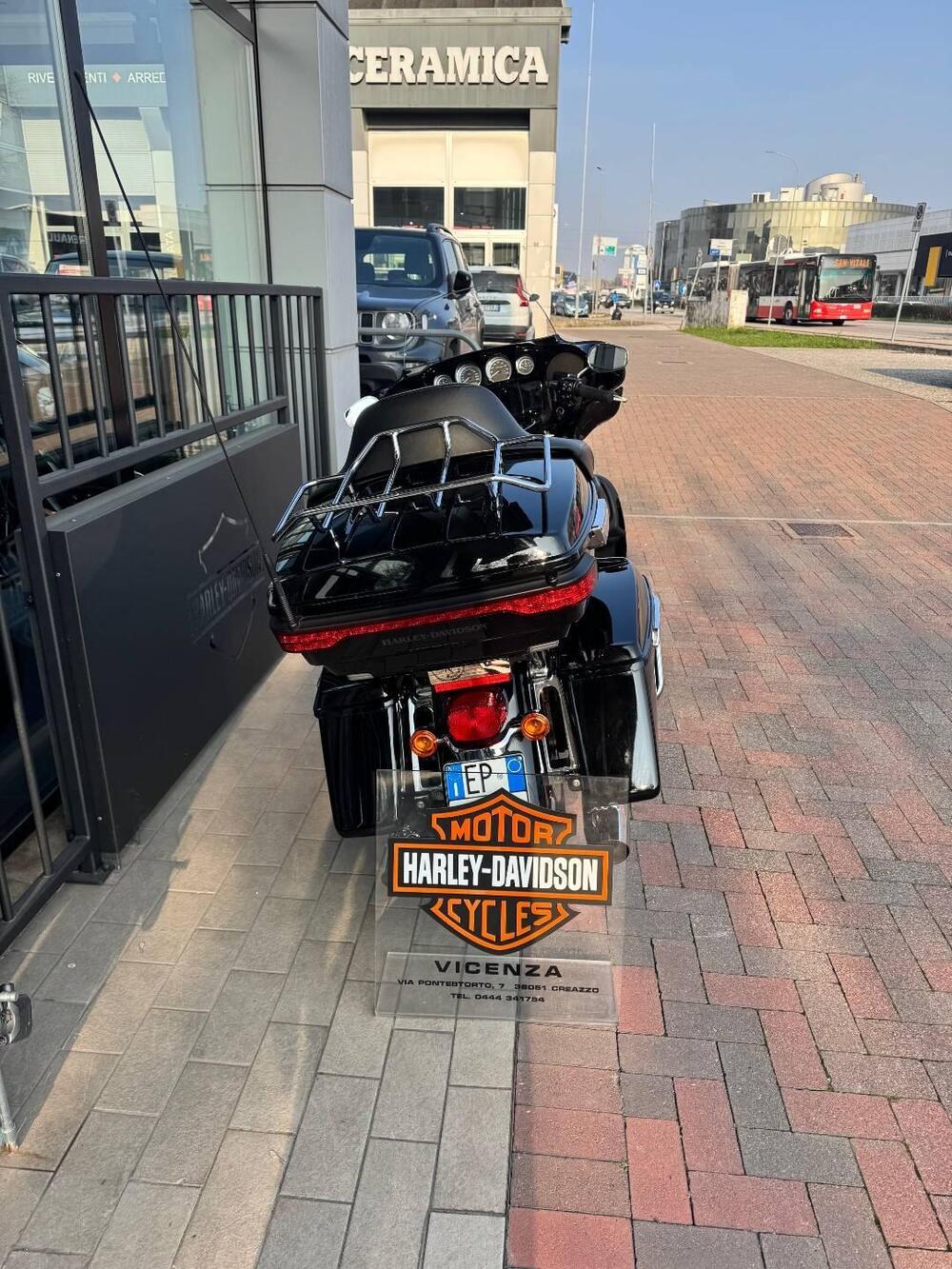 Harley-Davidson 114 Electra Glide Ultra Limited (2019) - FLHTK (4)