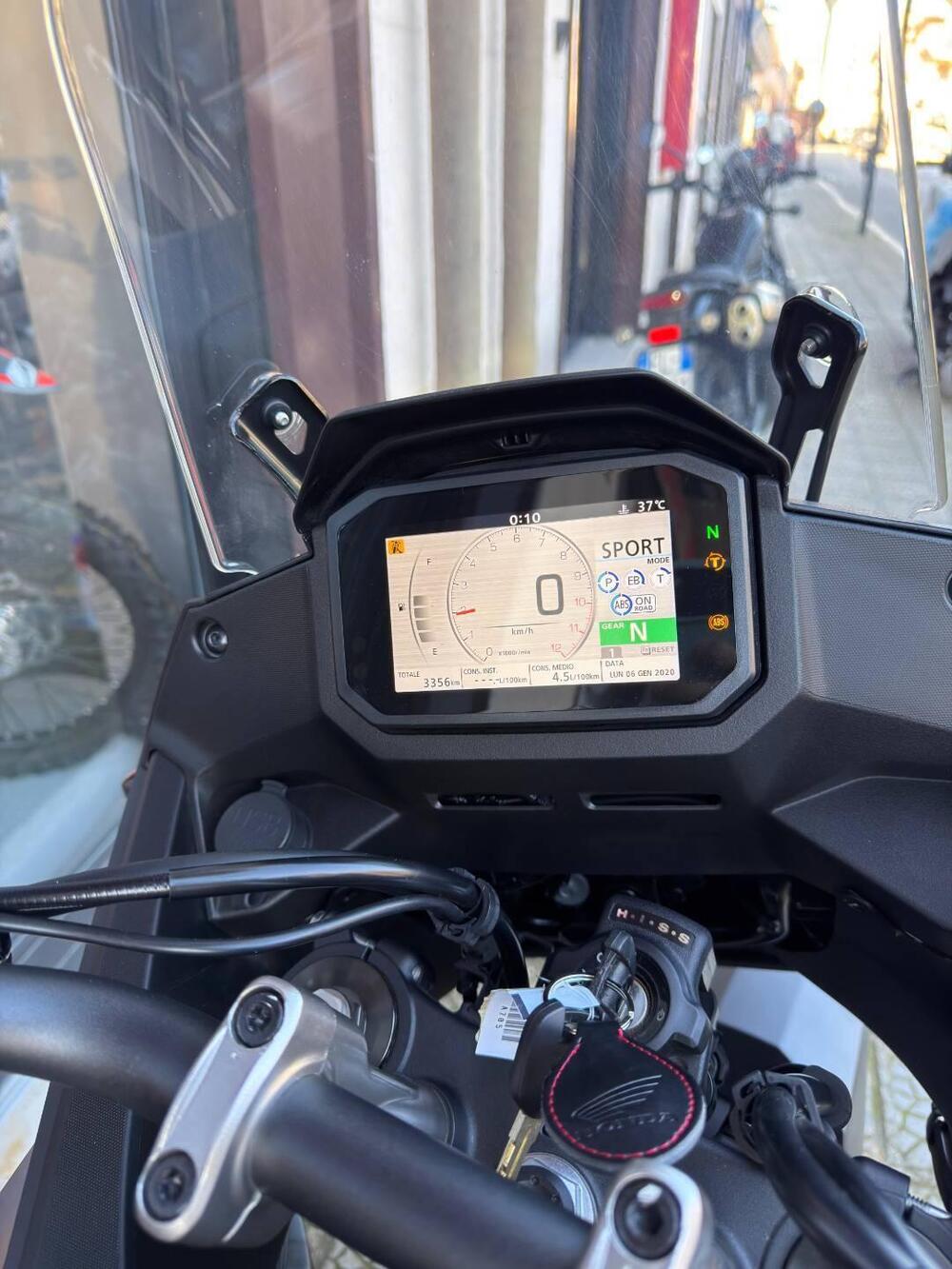 Honda Transalp XL750 (2023 - 24) (6)