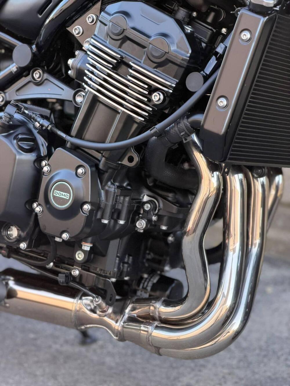 Kawasaki Z 900 RS Black Ball Edition (2026) (3)