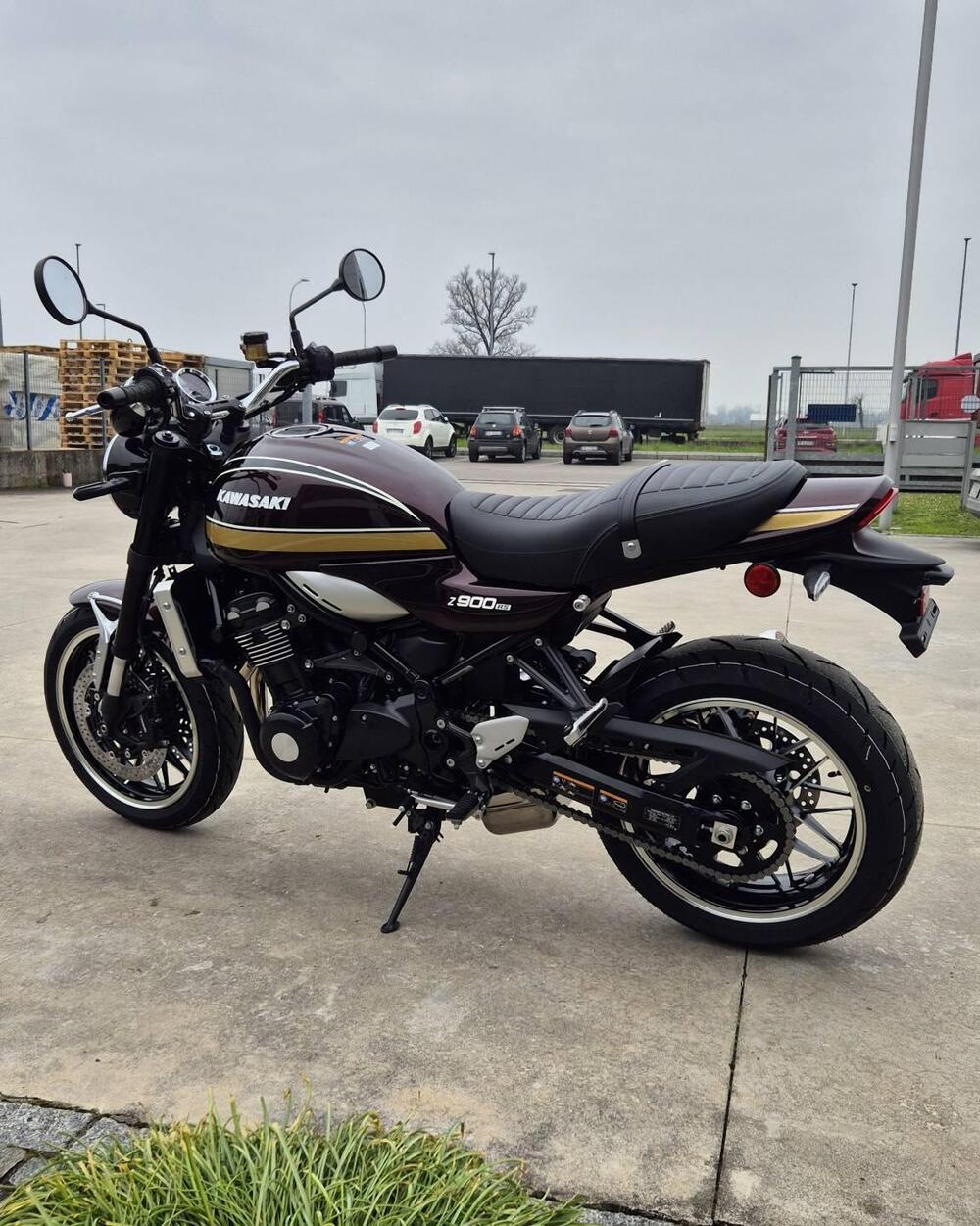 Kawasaki Z 900 RS (2026) (3)